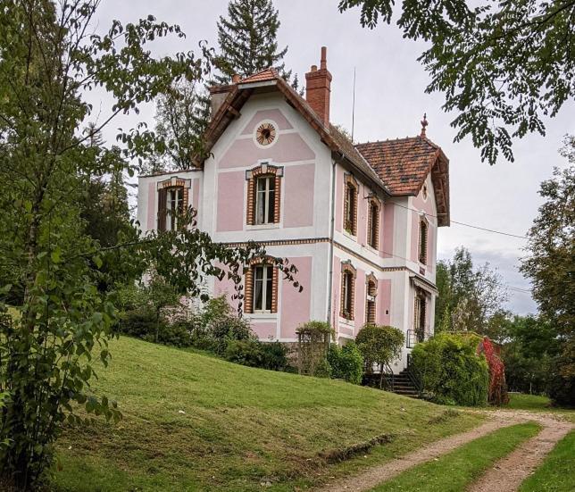 Strawberry Hill Acomodação com café da manhã Chissey-en-Morvan Exterior foto